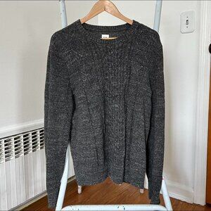 Gap cable knit crewneck sweater